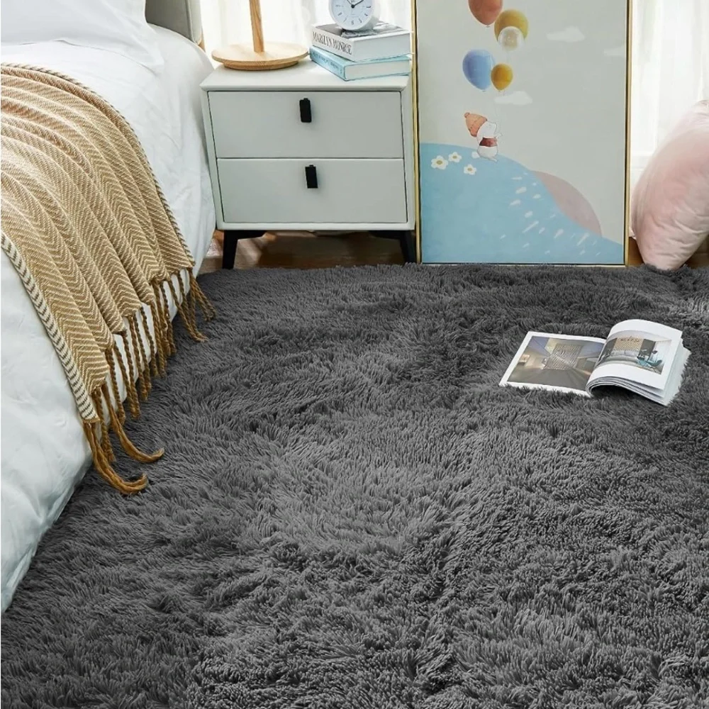 Rug - Gray Accent Area Carpet - Size 4x6 - Picture 5 of 10